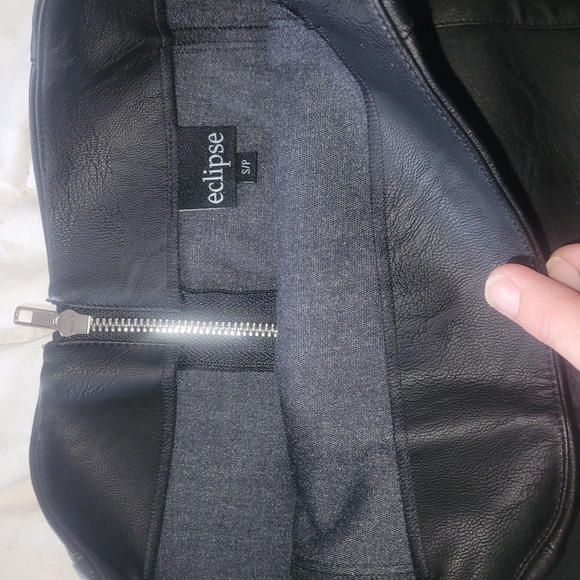 Eclipse Black Faux Leather Skirt S - Picture 2 of 3